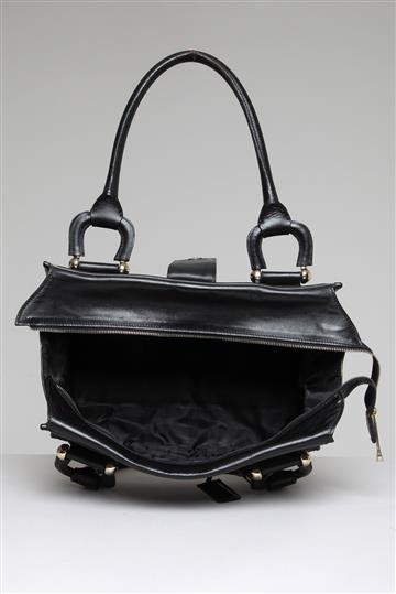 Bolsa Burberry Retangular Matelassê Preto