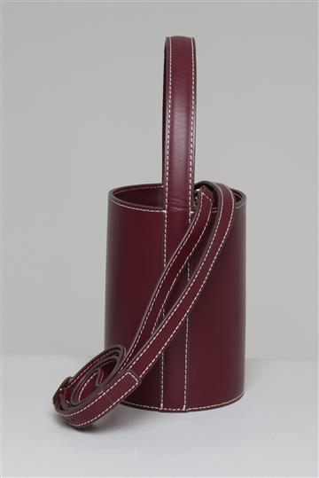 Bolsa Staud Bucket Bordô
