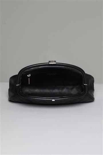 Bolsa Chanel Clutch Timeless Couro Preta