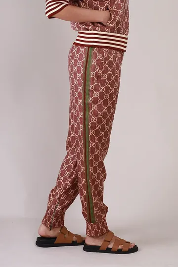 Calça Gucci Seda Monograma GG Bordô
