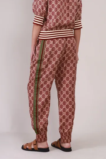 Calça Gucci Seda Monograma GG Bordô