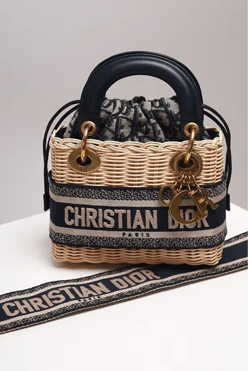 Bolsa Christian Dior Mini Lady Dior Rattan e Jacquard Azul