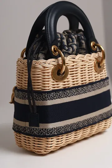 Bolsa Christian Dior Mini Lady Dior Rattan e Jacquard Azul