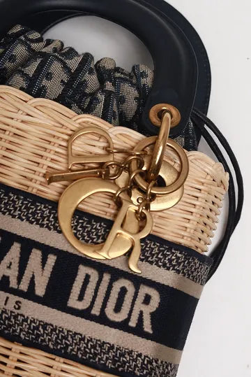 Bolsa Christian Dior Mini Lady Dior Rattan e Jacquard Azul