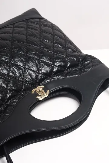 Bolsa Chanel Shopping Bag 31 Preta