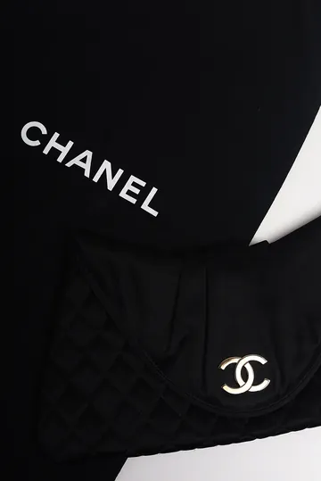 Bolsa Chanel Satin Quilted Flap Preta
