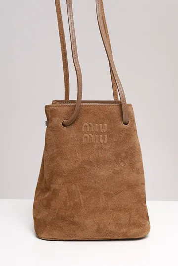 Bolsa Miu Miu Camurça Pouch Caramelo