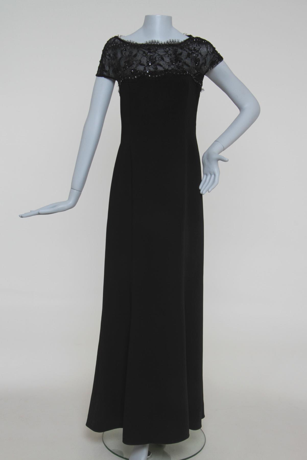 Vestido Apartamento 03 Bordado Preto