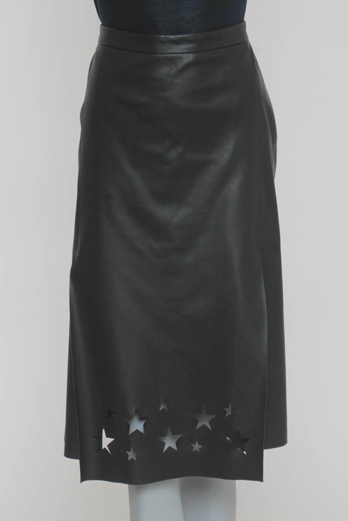 Saia Adriana Degreas Recorte estrelas Preta