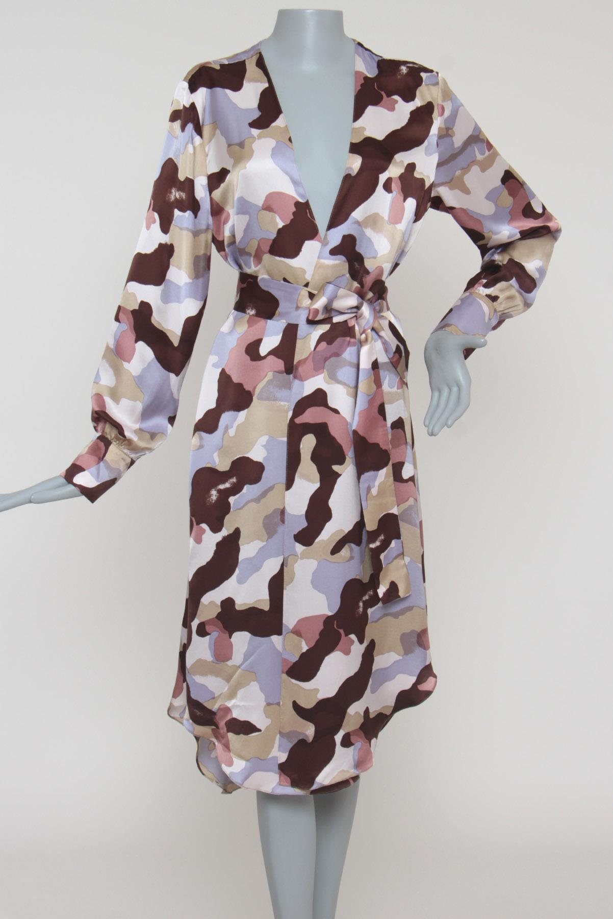 Kimono Adriana Degreas Camuflado de seda Estampado