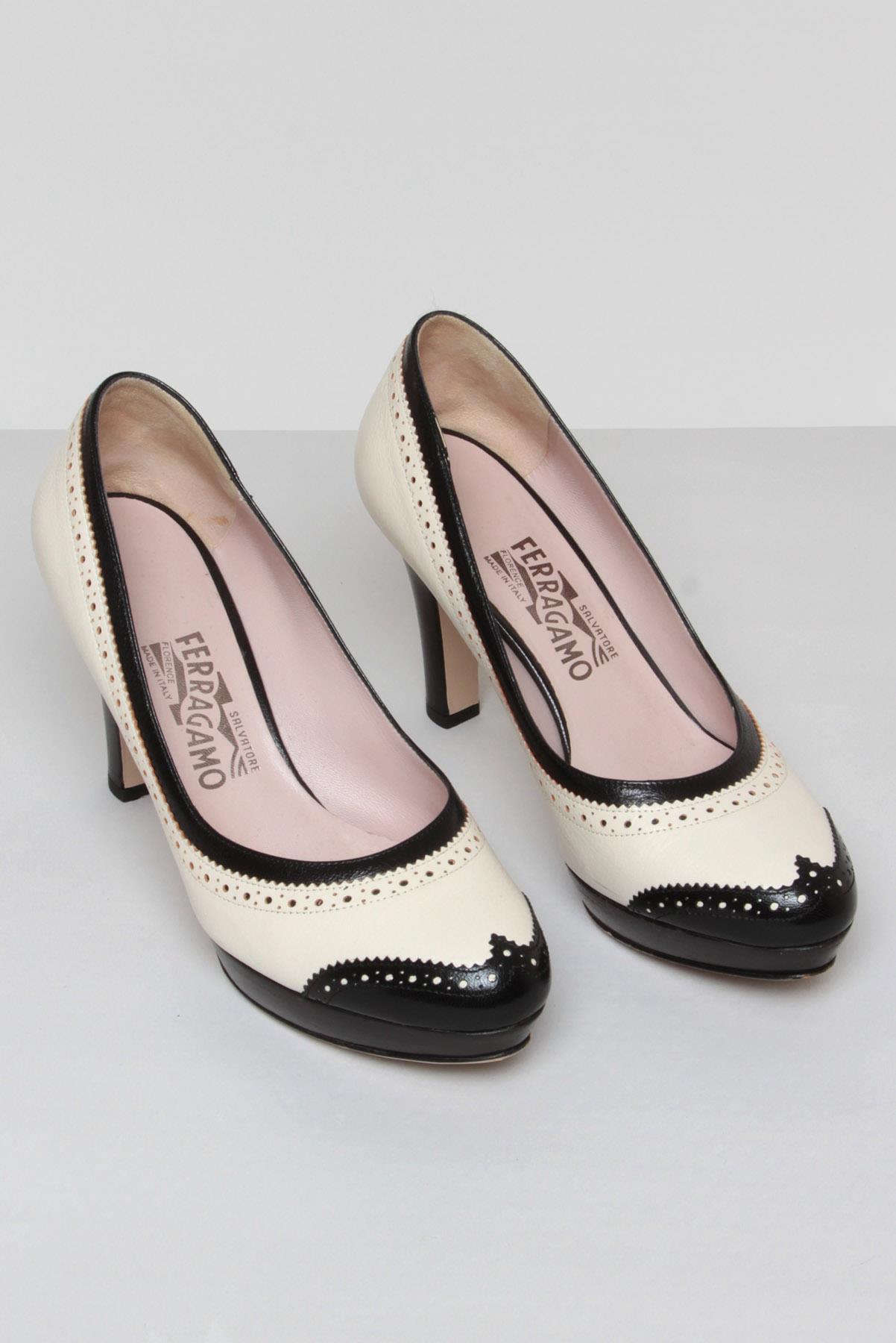 Sapato Salvatore Ferragamo Scarpin Bicolor