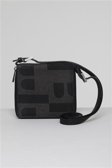 Bolsa Achados da New Mini Tiracolo Preta