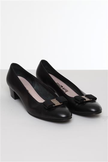 Sapato Salvatore Ferragamo Couro Preto
