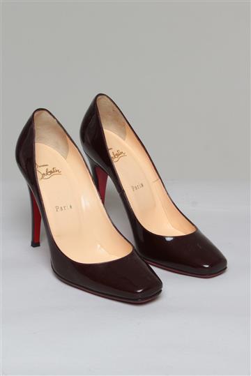 Sapato Christian Louboutin Scarpin Verniz Salto Alto Bordô