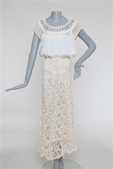 Conjunto Vanessa Montoro Saia Longa e Blusa Off-White