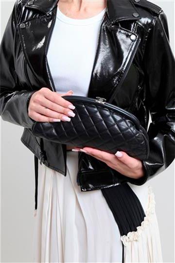 Bolsa Chanel Clutch Timeless Couro Preta