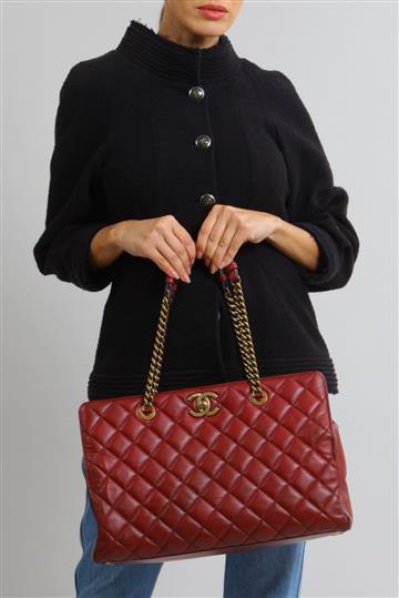 Bolsa Chanel Tote Matelassê Bordô