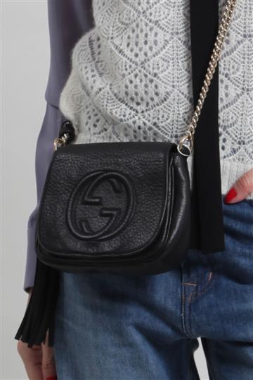 Bolsa Gucci Soho Chain Preta