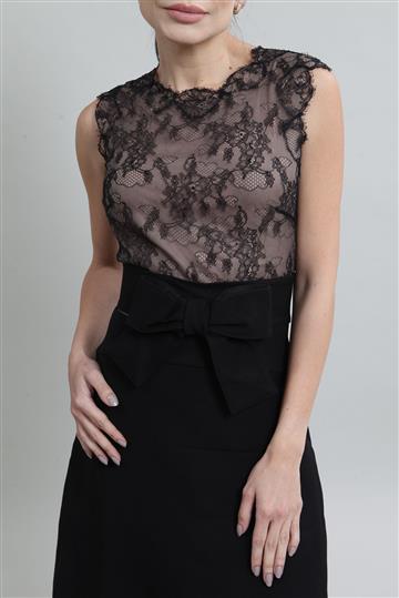 Vestido Valentino Renda e Laço Preto