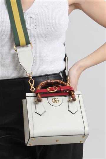 Bolsa Gucci Mini Diana Off-White