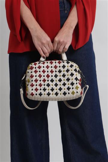 Bolsa Bottega Veneta Couro Boston Off-White