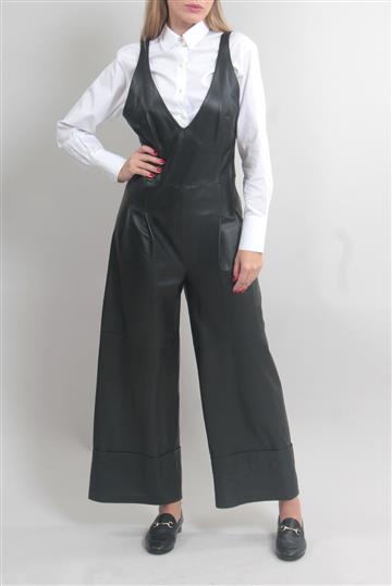 Macacão Achados da New Couro Helena Caio Preto