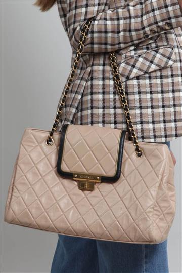 Bolsa Chanel Tote Matelassê Bicolor