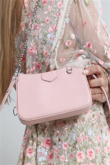 Bolsa Louis Vuitton Easy Pouch On Strap Rosa