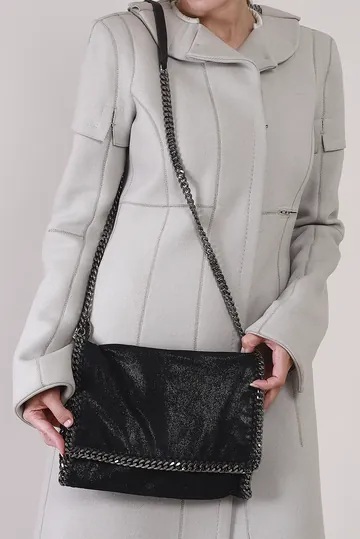 Bolsa Stella McCartney Falabella Shaggy Preta