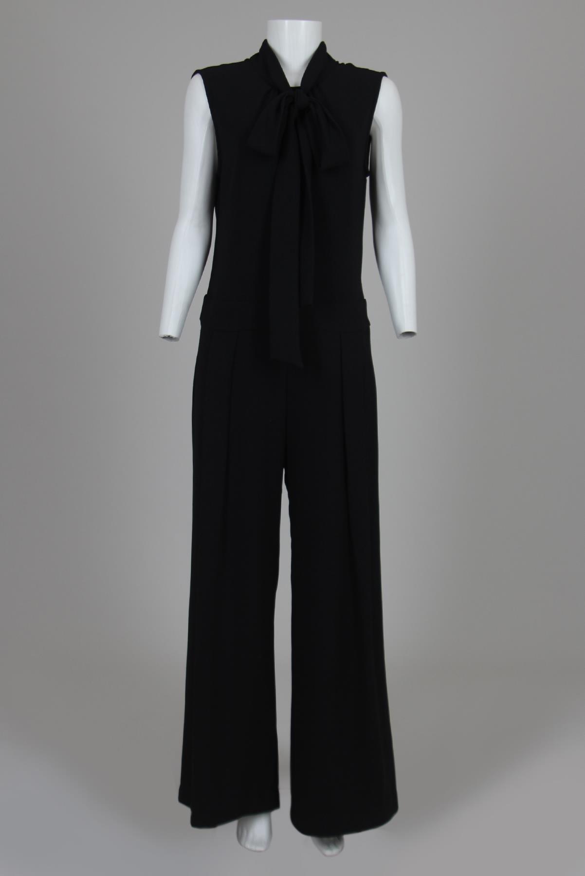 Macacão Mixed Pregas Preto