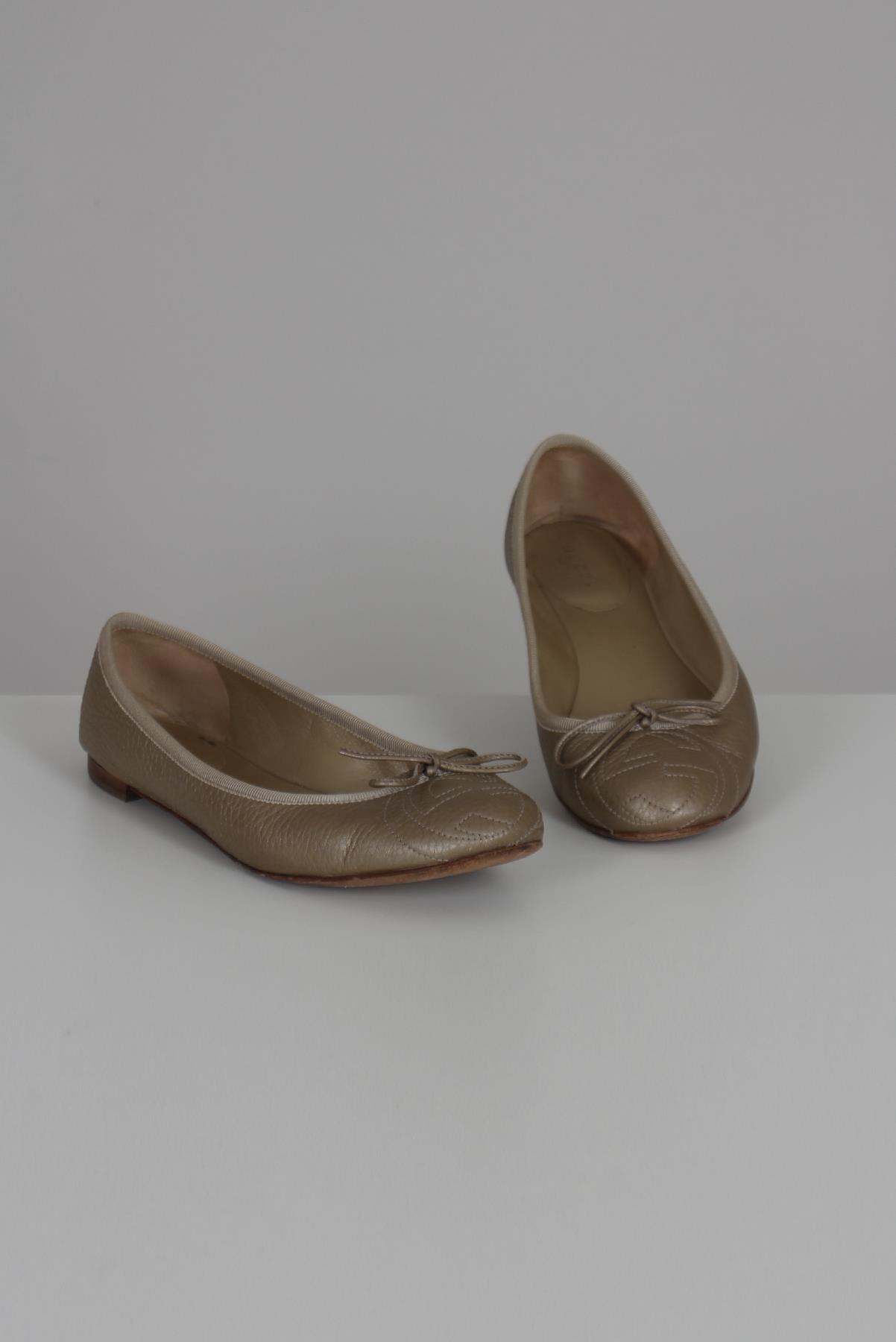 Sapatilha Gucci Dourada