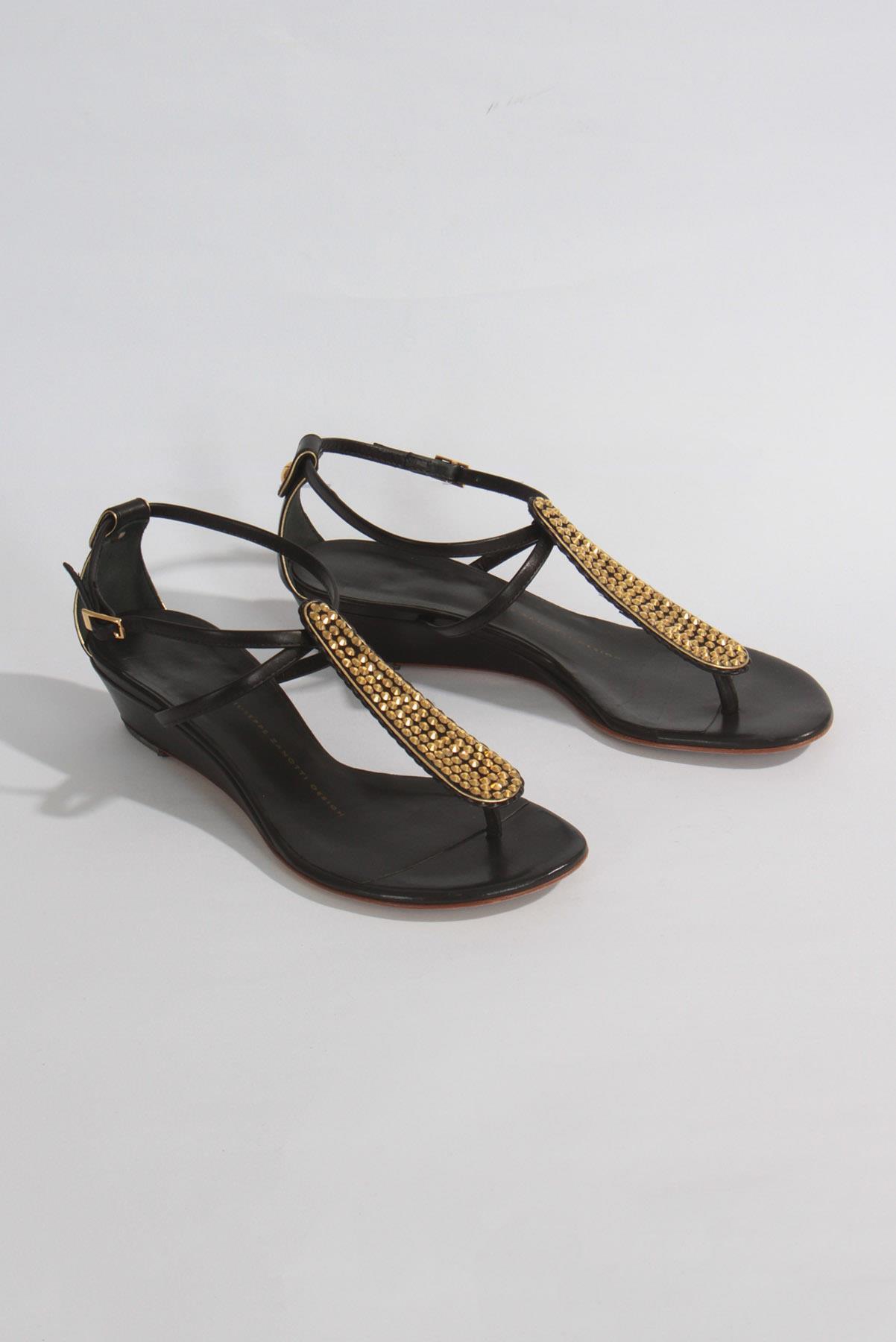 Sandália Giuseppe Zanotti Strass Preto