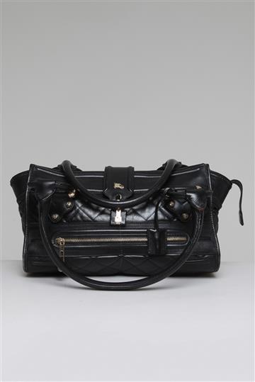 Bolsa Burberry Retangular Matelassê Preto
