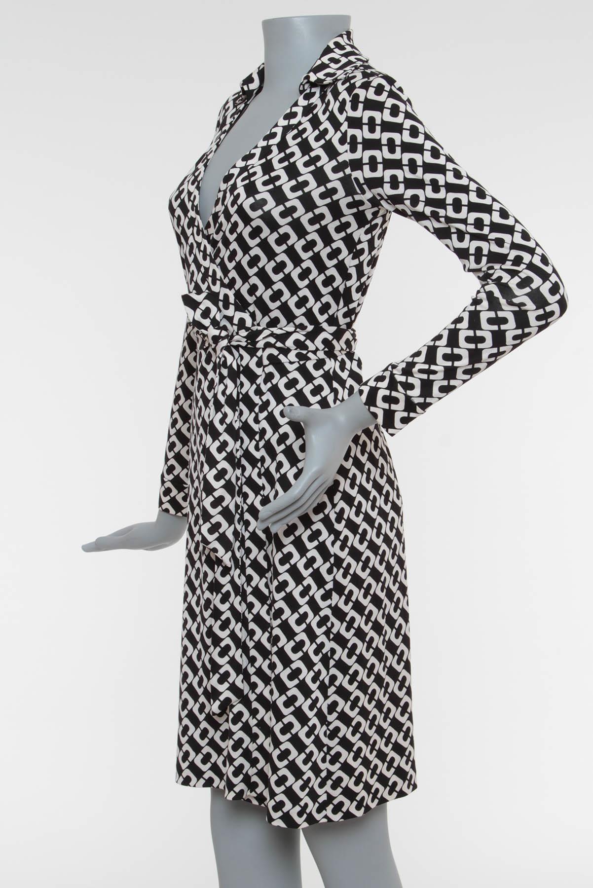 Vestido Diane Von Furstenberg Envelope Preto e Branco