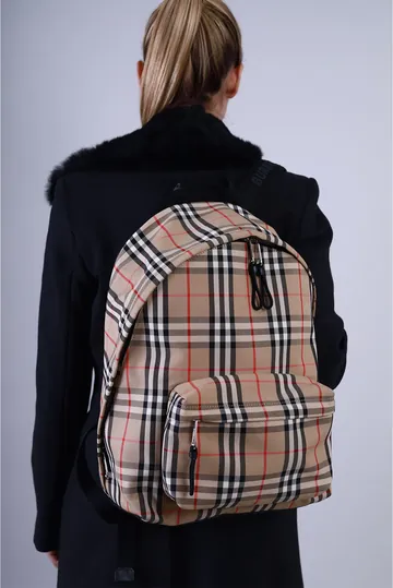 Mochila Burberry Jett Vintage Check Bege