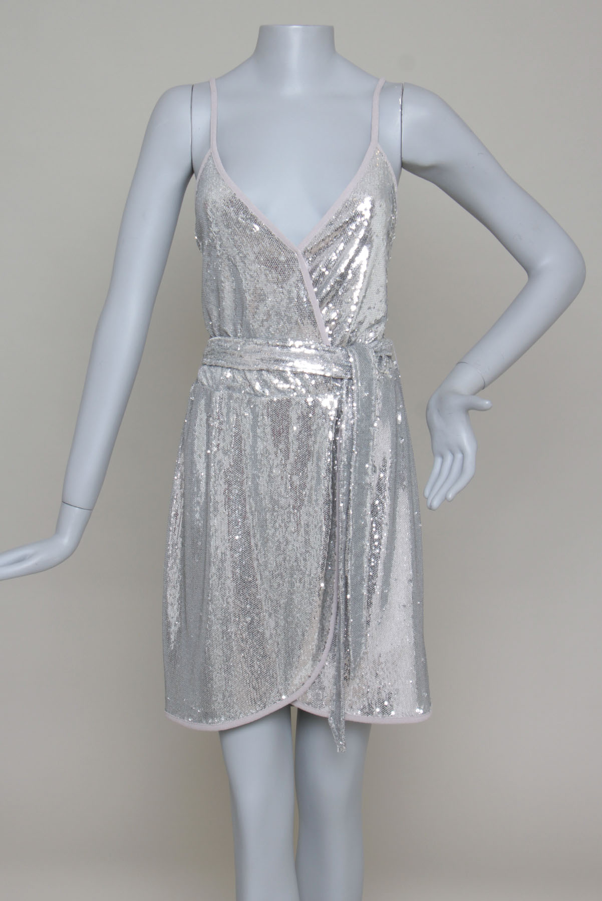 Vestido Achados da New Paetês Prateado