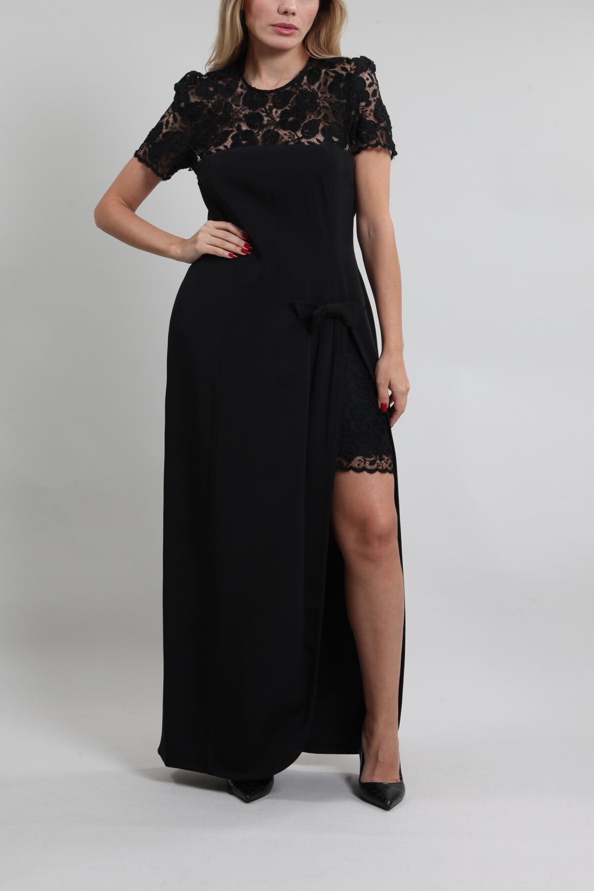 Vestido Fenda Laço Preto