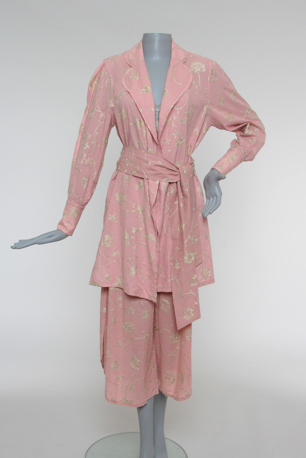 Conjunto Mixed Calça e Kimono Bordados Rosa