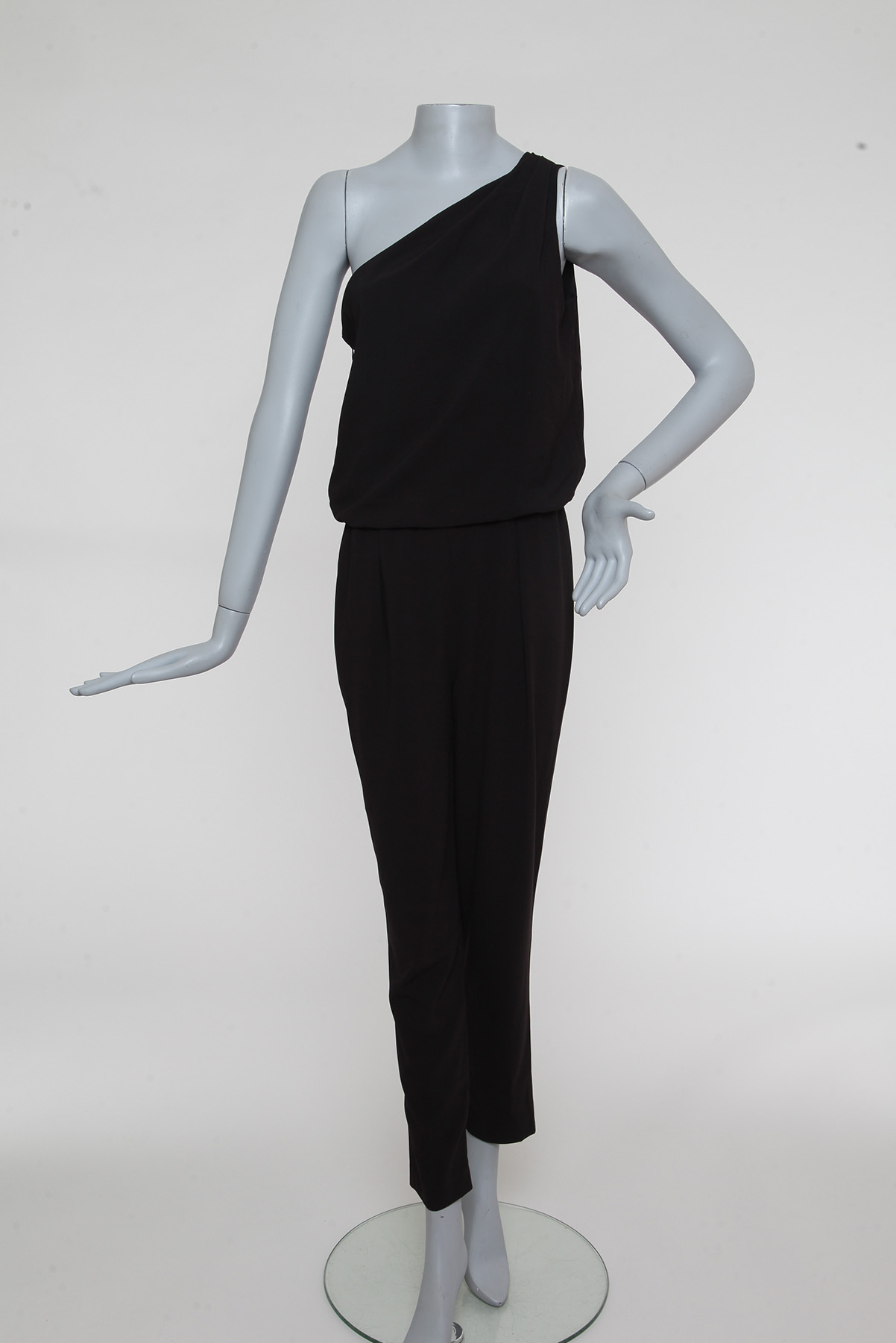 Macacão Halston Um Ombro Preto