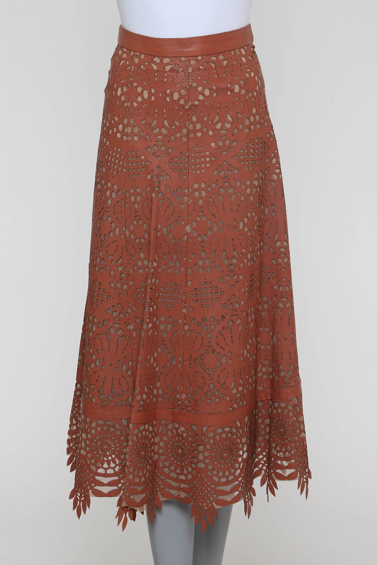 Saia Patricia Viera Couro Texturizado Midi Terracota