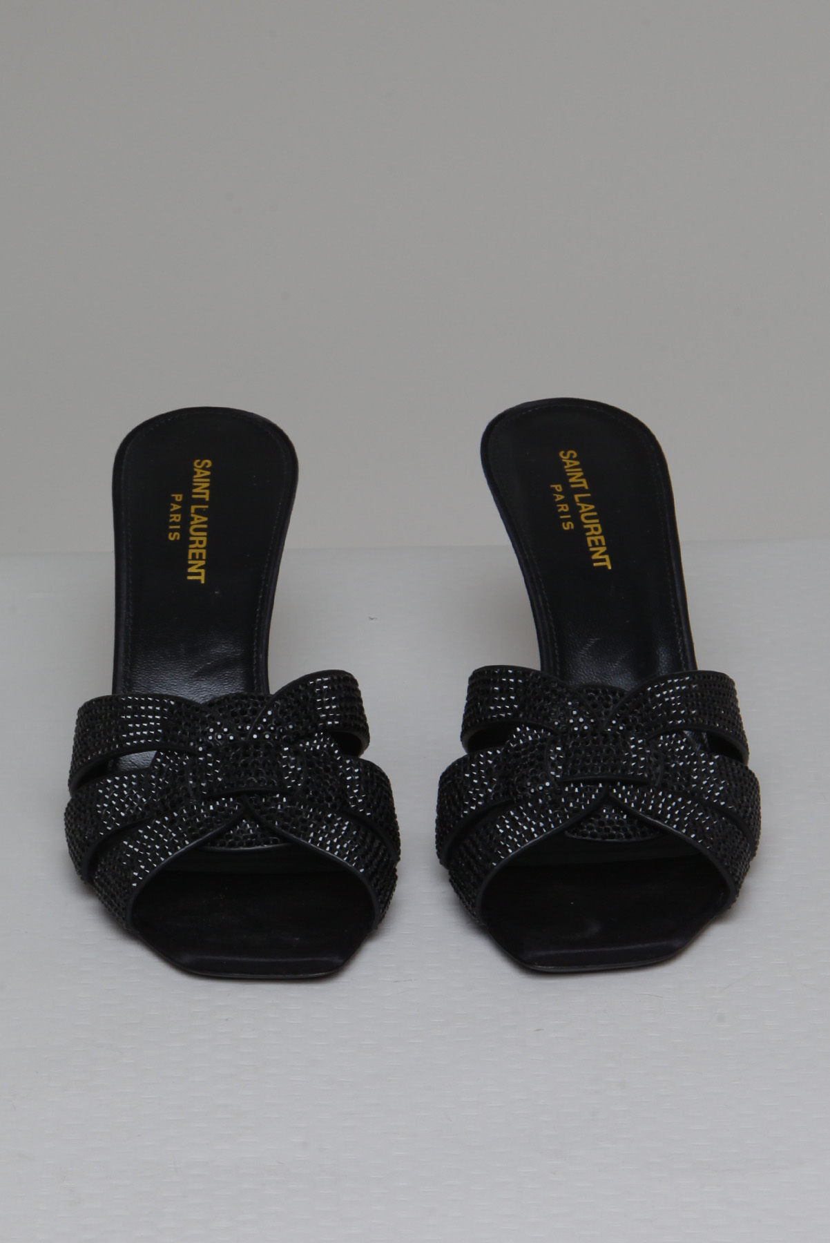 Sandália Saint Laurent Mule Pedrarias Preto